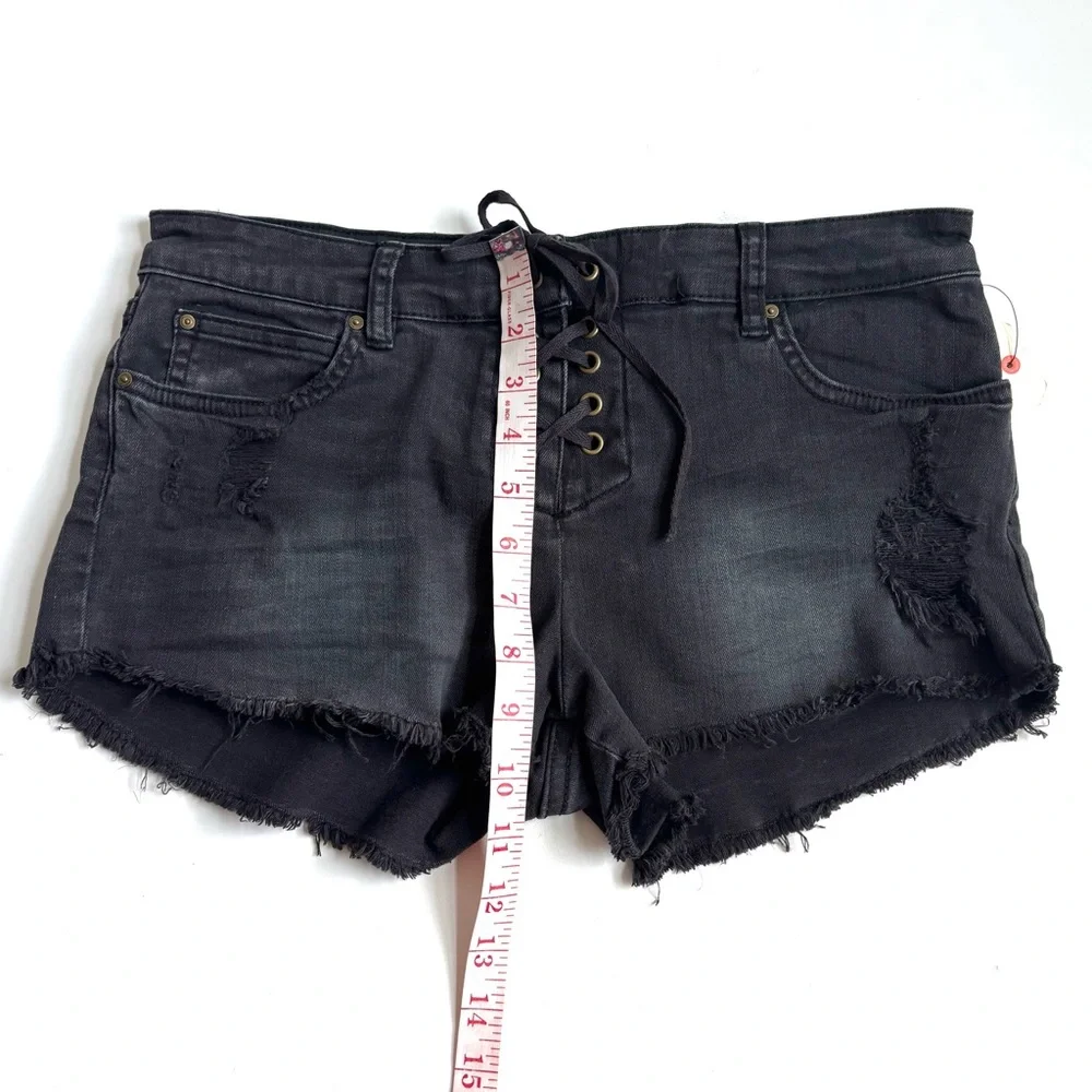 Billabong Lite Hearted Distressed Cut Off Lace Up Denim Jean Shorts Faded Black
